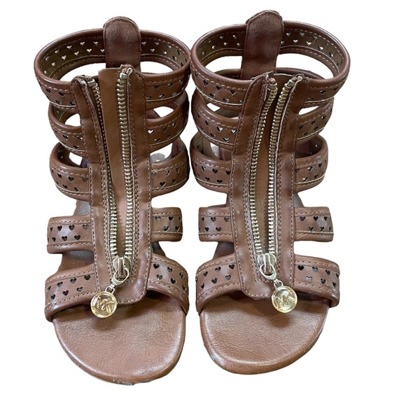 Michael Kors Gladiator Sandals Girls Size 13, Tan/Brown In colour - Picture 7 of 16